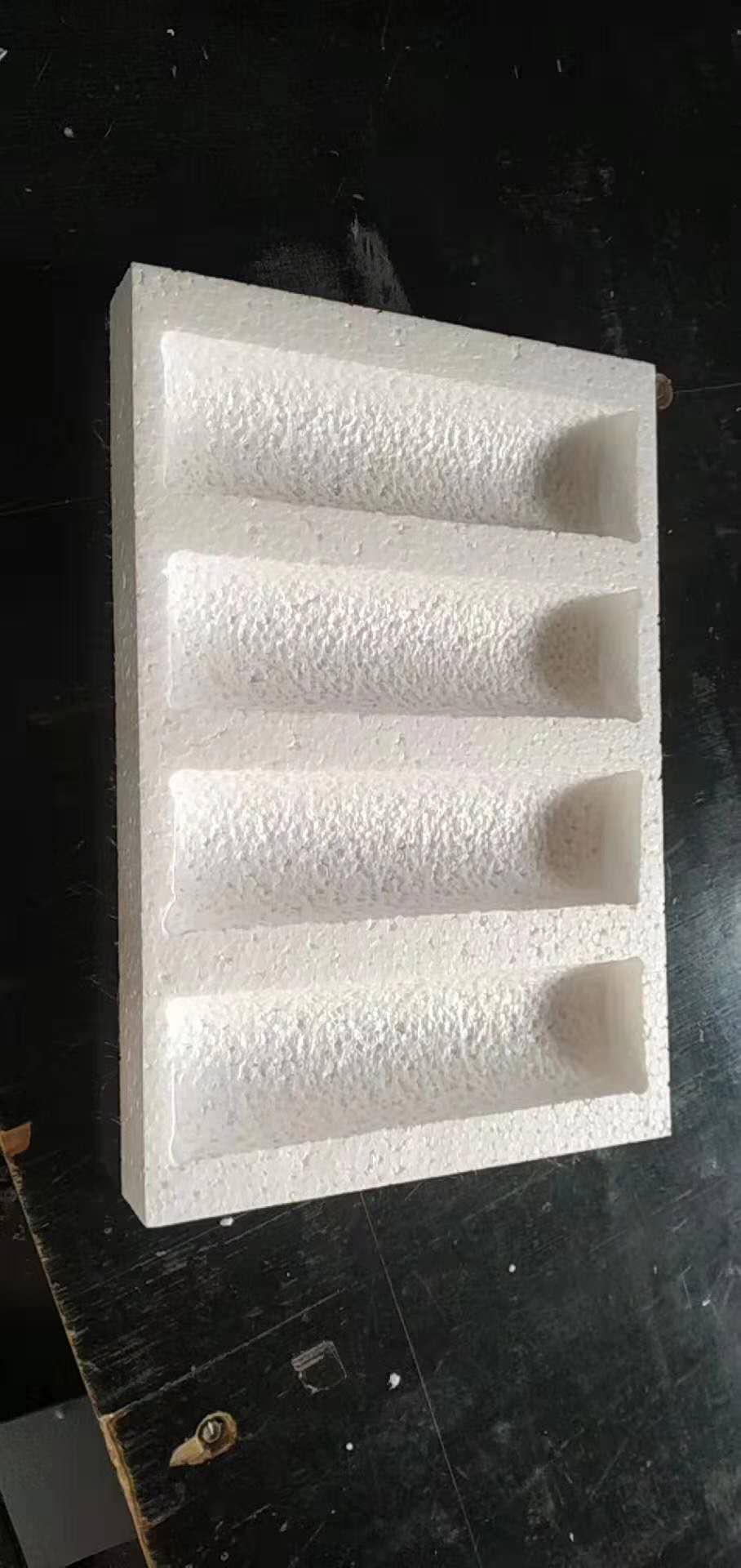 泡沫內(nèi)襯包裝
